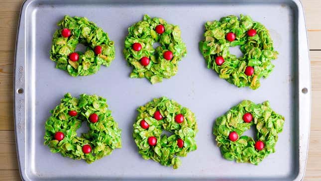 No bake cornflake holiday wreath treats