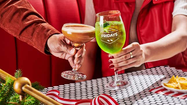 Image for article titled TGI Fridays Debuts Massive Holiday Cocktail Menu for 2023