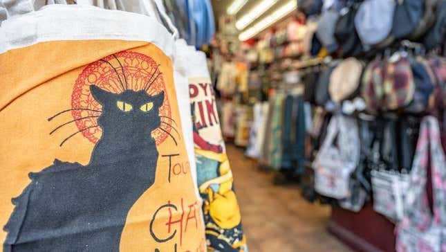 Fun tote bag for sale in a Paris shop