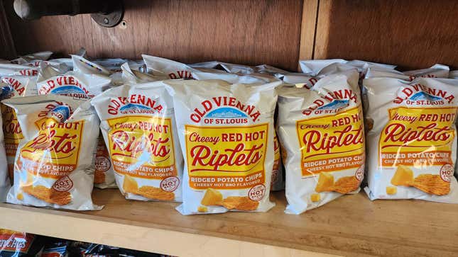 Old Vienna Cheesy Red Hot Riplets potato chips